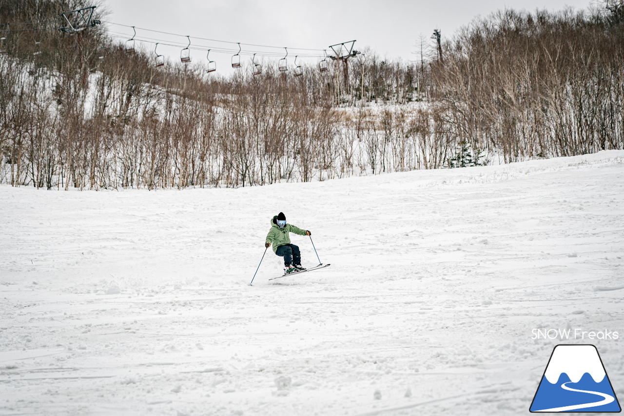 サッポロテイネ｜今シーズンは春セッション！プロスキーヤー・谷藤昌司さんと滑る１日。まさかのパウダー？！
